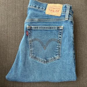 Levis Wedgie Skinny Jeans